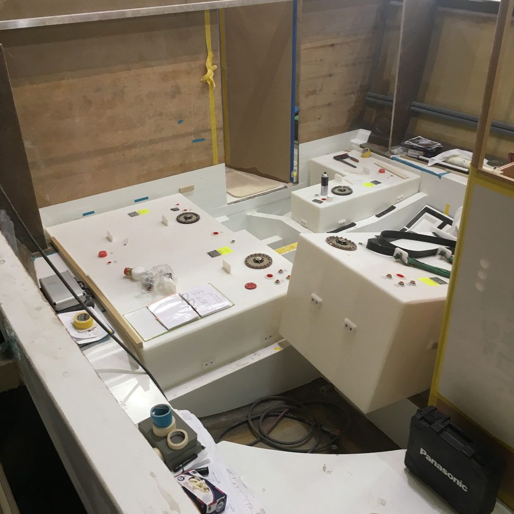 Discovery Yachts Tank Installation